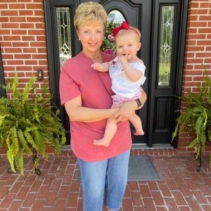 Meet your Posher, Sharon